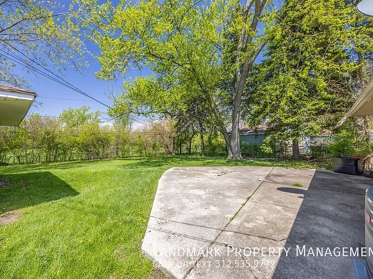 336 Waldmann Dr — Photo 14