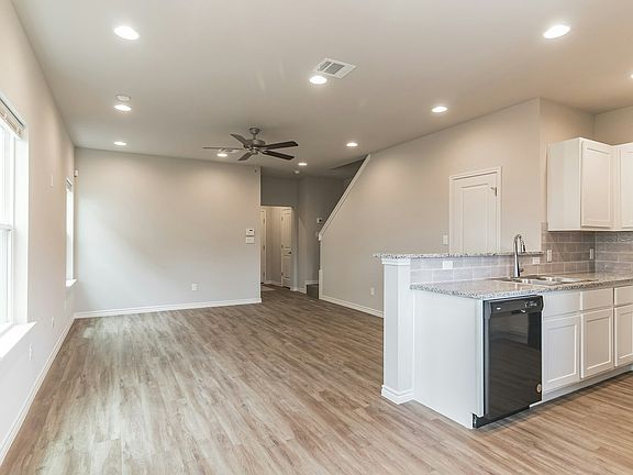 dinning area/kitchen/living room