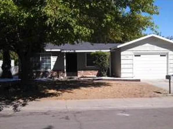 3304 Nareb St, Sacramento, CA 95838