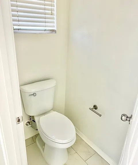 1562 Cheshire Dr — Photo 50