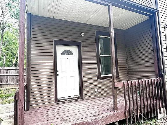 1027 Winfield Ave #1 — Photo 7