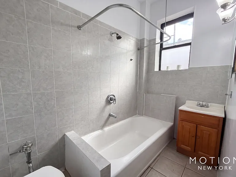 45 Tiemann Pl #4F — Photo 3