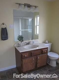 Bathroom Photo : Just one image of the spacious bathroom.