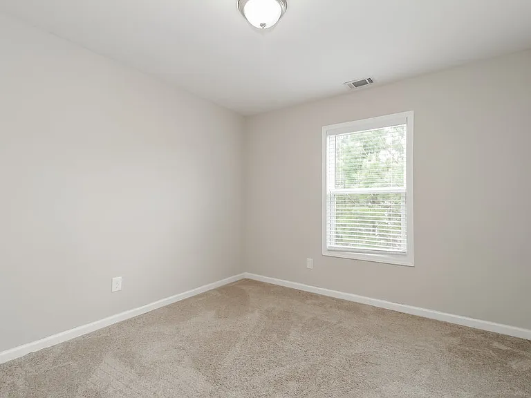 29 Celtic Ct — Photo 11