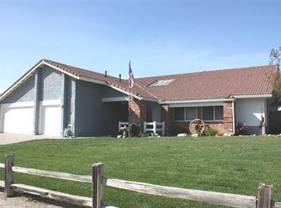 1695 Rambling Rd, Simi Valley, CA 93065