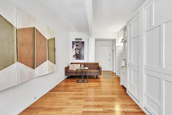Sold by William Raveis Real Estate | media 1