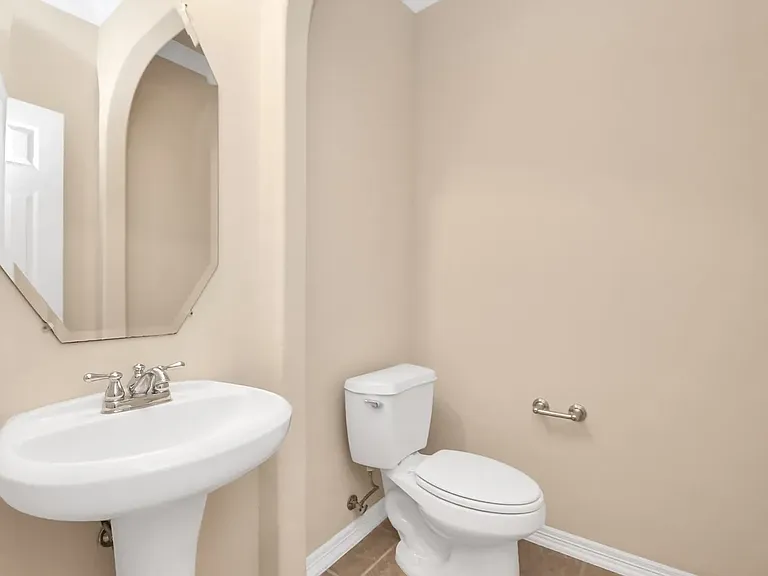 2504 Harbor Chase Dr — Photo 7