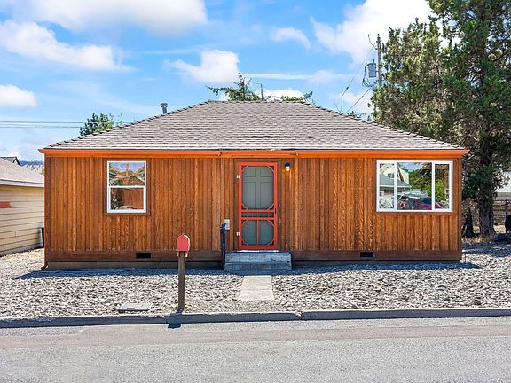 4th image of 1270 NE Ochoco Ave