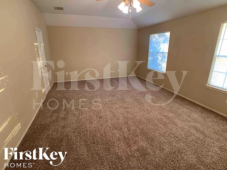 9342 Bowmore Ct — Photo 26