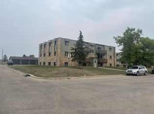 1003 Kersten St, Bottineau, ND 58318