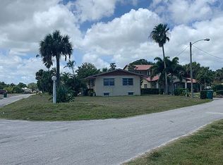 2910 Riverview Dr, Melbourne, FL 32901