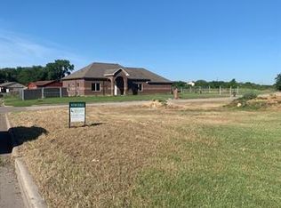 7004 Stonewall Rd, Forest Hill, TX 76140