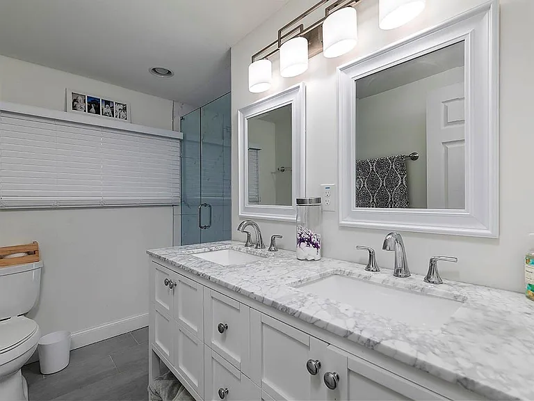 3940 Forrest Ct — Photo 16