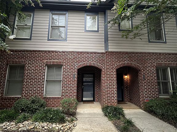 2nd image of 702 Bennett St #1-D