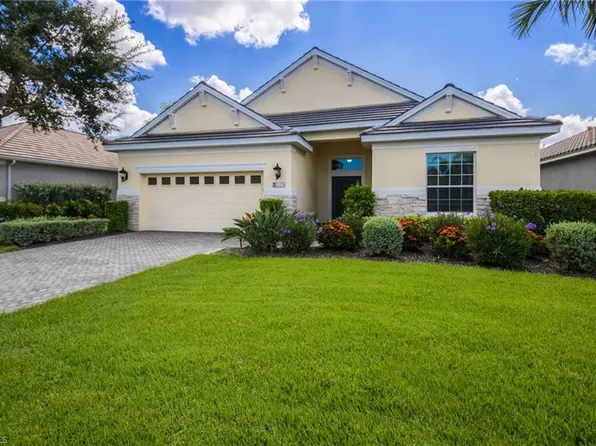 21279 Estero Vista CT, ESTERO, FL 33928