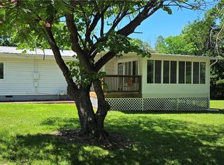 28660 Crestline Rd, Gravois Mills, MO 65037