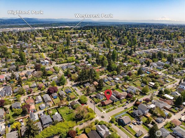 8402 18th Avenue SW, Seattle, WA 98106