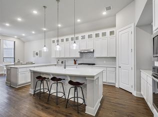 5106 Twin Oaks Ct, Denison, TX 75020