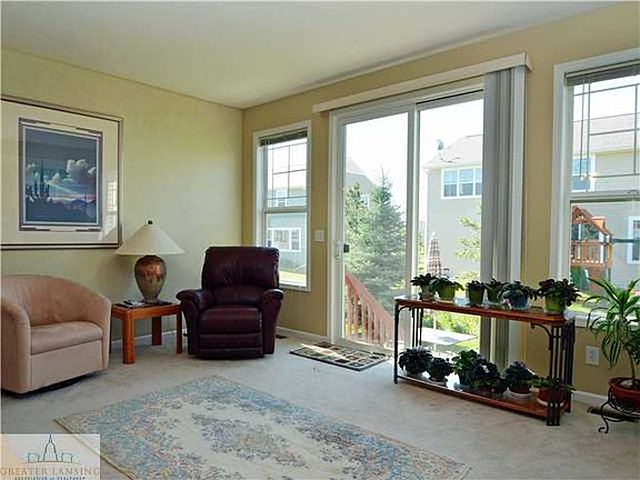 5th image of 651 Gannett Way