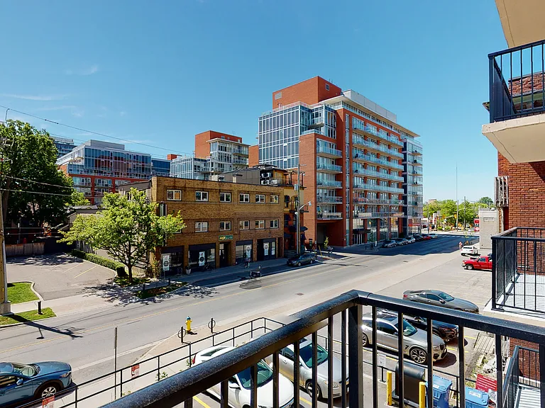 360 Frank St — Photo 29