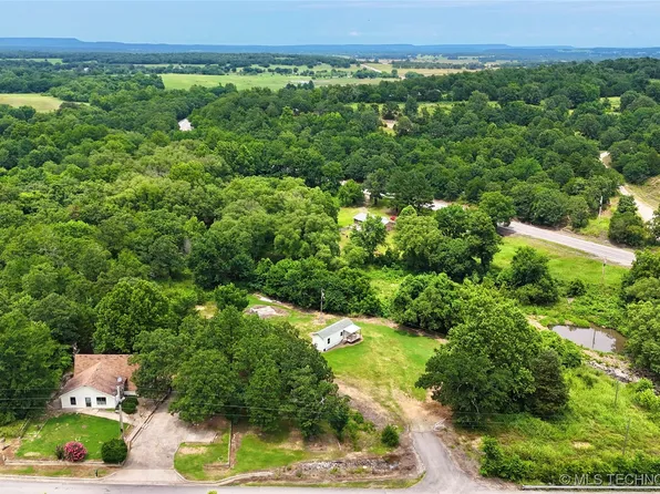 30813 Beaver's Mountain Rd, Stigler, OK 74462