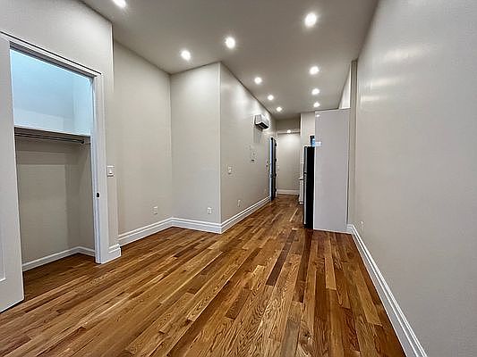 3rd image of 64-34 60th Ave #2R