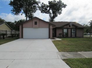 105 N Apollo Dr, Apopka, FL 32703