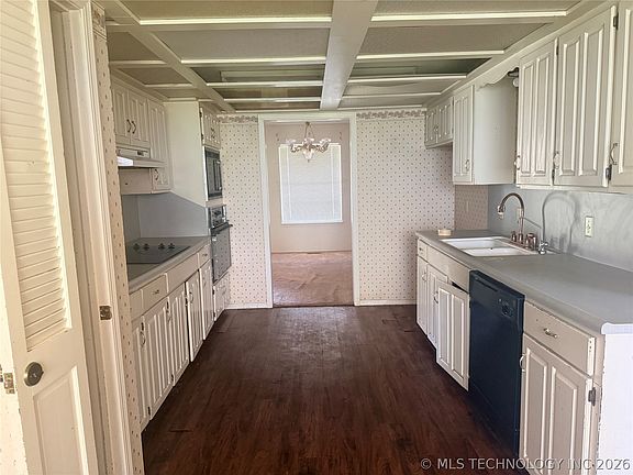 5th image of 2601 W Atlanta Pl