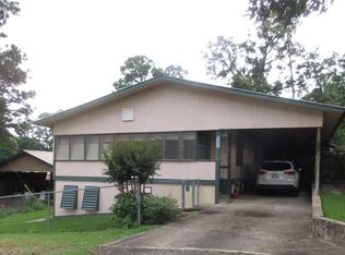 192 Pine Grove Dr, Onalaska, TX 77360