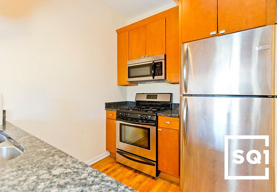1st image of 1509 W Wellington Ave APT 2