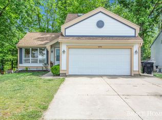 4492 Brookmeadow Dr SE, Kentwood, MI