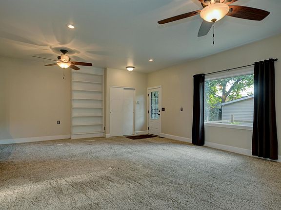 4th image of 219 N 20th St