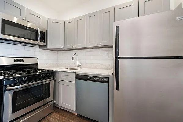 Rented by Stay Local NYC | media 11