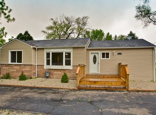 5108 W Westshore Dr, McHenry, IL 60050