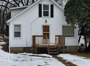 479 E Ward St, Richland Center, WI 53581