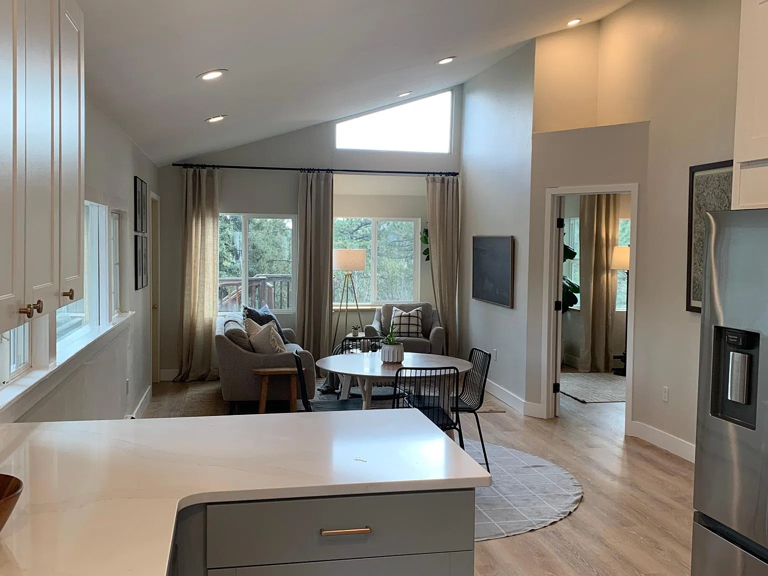 4804 S Pine Rd — Photo 2