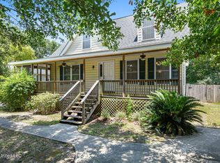 205 Ruella Ave, Bay Saint Louis, MS 39520