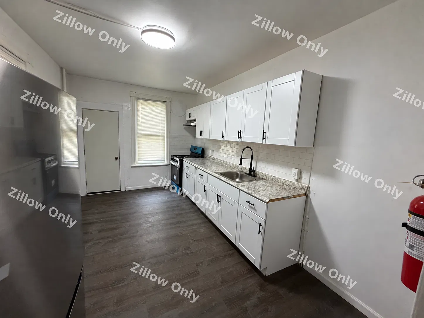 3 bed, 1096 sqft, $1,750 — Photo 3