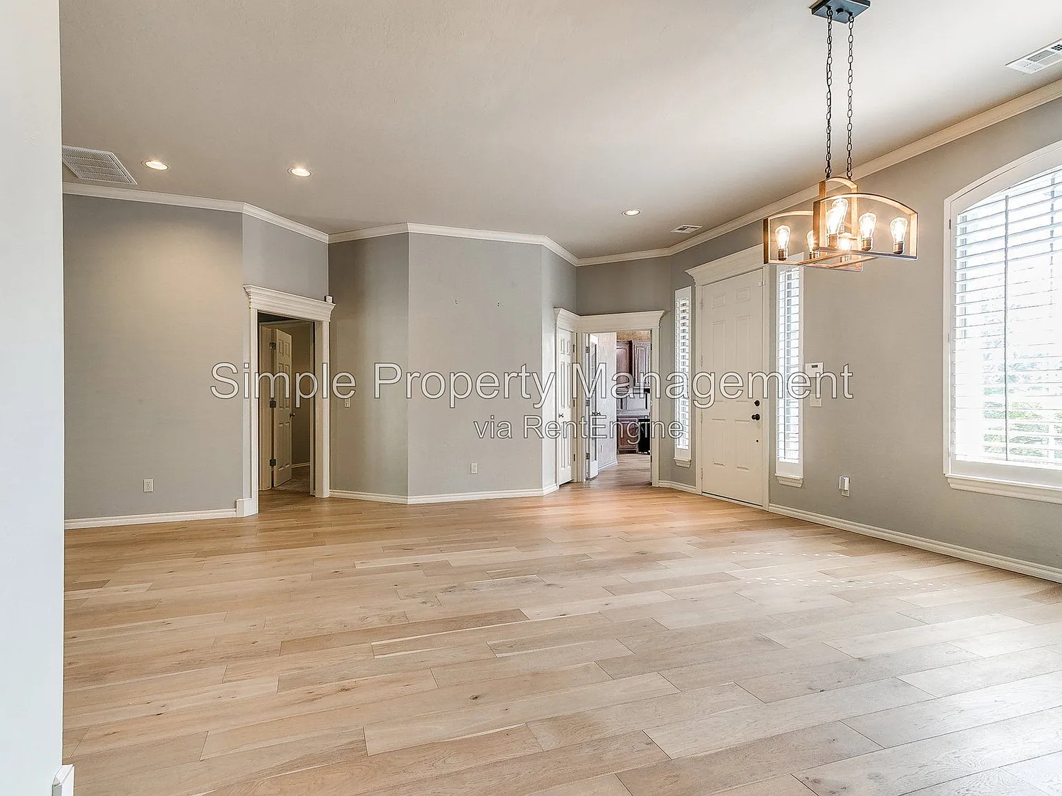 5 bed, 4.0 bath, 4150 sqft, $4,250 — Photo 4