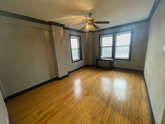 5th image of 3616 Castleman Ave
