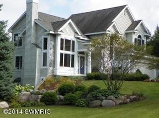 13196 Pine Island Dr, Sparta, MI