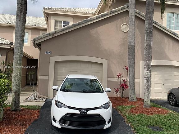 2nd image of 2193 Salerno Cir