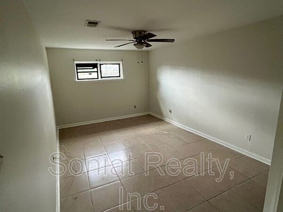 5th image of 7600 Michigan St Unit B