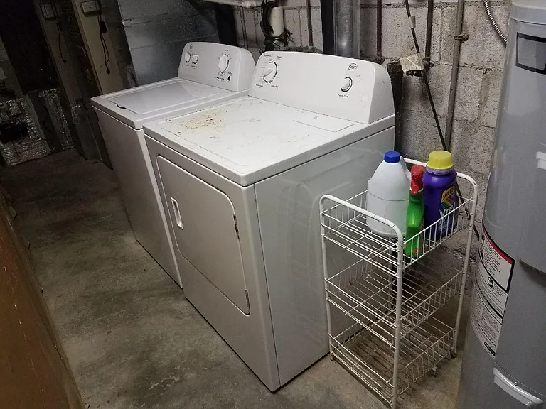 807 Marstevan Dr NE #B — Photo 24
