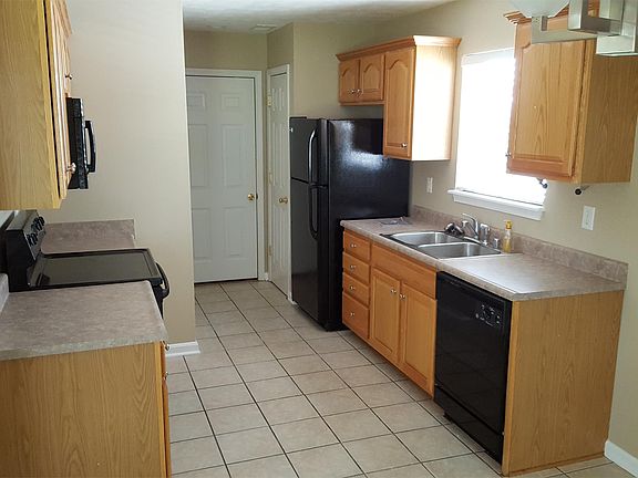 3rd image of 1217 Witawanga Ave