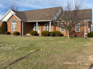 120 Ridge Way Dr, Lebanon, KY 40033