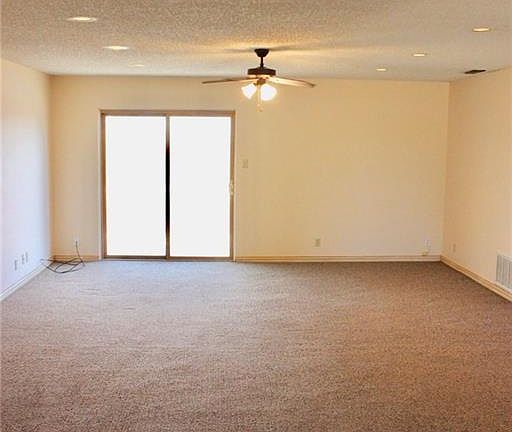 2nd image of 105 Medina Ct
