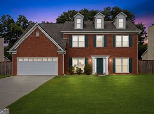 1660 Calvin Davis Cir, Lawrenceville, GA 30043