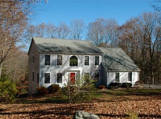 19 Joels Dr, New Fairfield, CT 06812