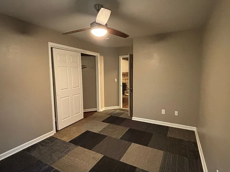 819 E San Miguel St #2 — Photo 10